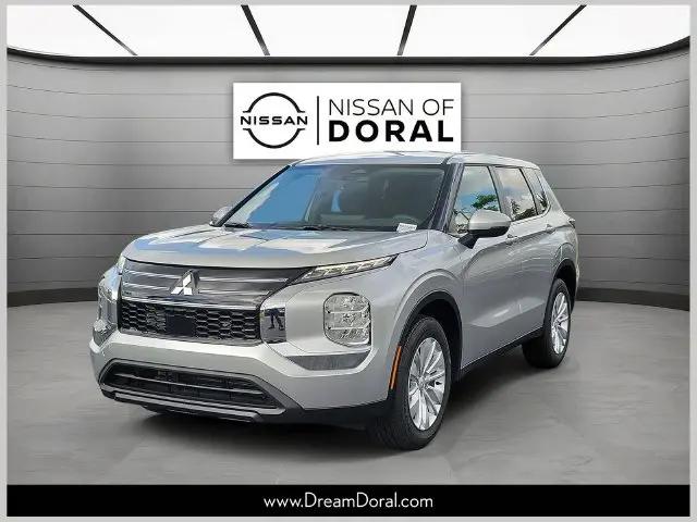 2026 Mitsubishi Outlander ES 2.5 2WD for sale in Doral, FL