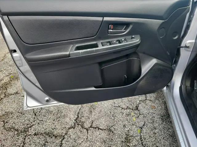 2012 Subaru Impreza 2.0i