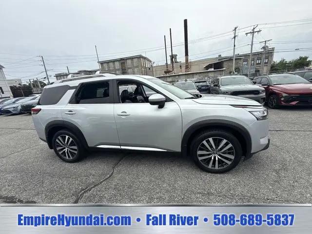 2022 Nissan Pathfinder Platinum 4WD