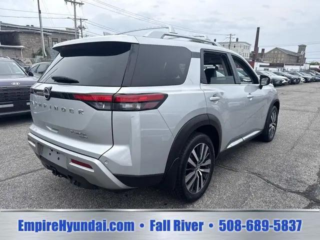 2022 Nissan Pathfinder Platinum 4WD