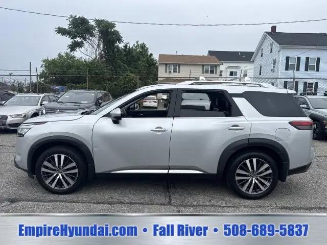 2022 Nissan Pathfinder Platinum 4WD