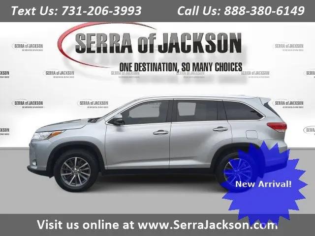 2019 Toyota Highlander XLE for sale in Jackson, TN