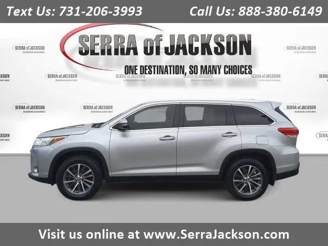 2019 Toyota Highlander XLE for sale in Jackson, TN