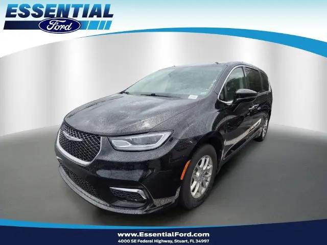2024 Chrysler Pacifica Touring L for sale in Stuart, FL