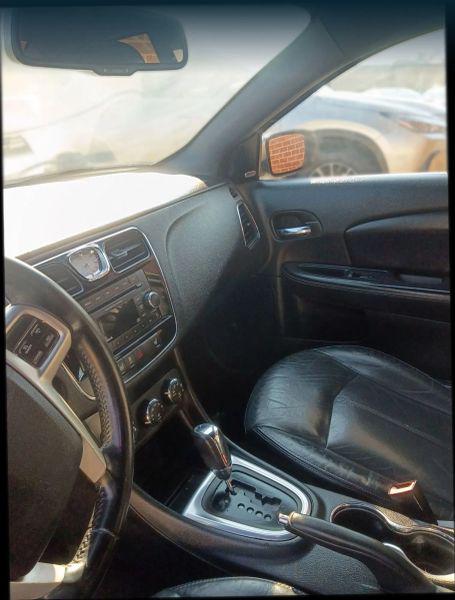 2013 Chrysler 200 Limited