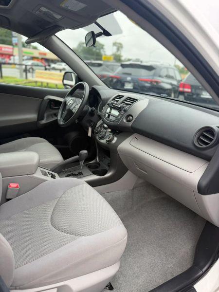 2011 Toyota RAV4 Base