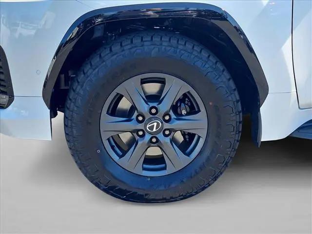 2026 Lexus LX Overtrail