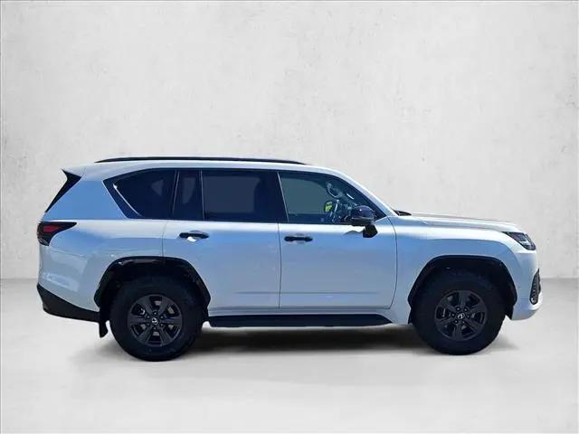 2026 Lexus LX Overtrail