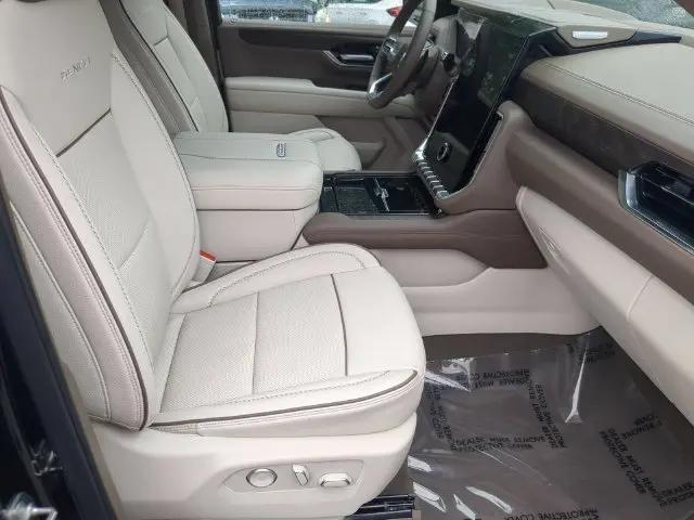 2026 GMC Yukon 4WD Denali