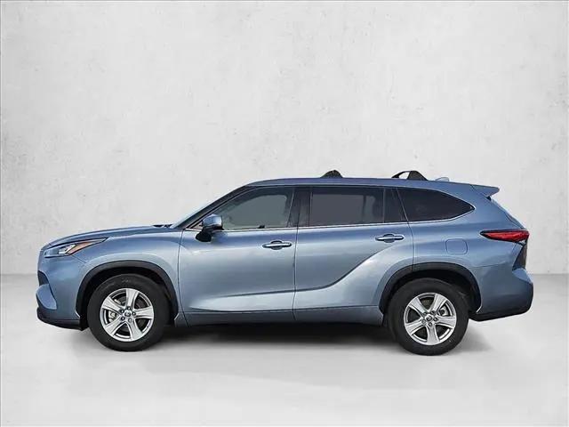 2020 Toyota Highlander LE