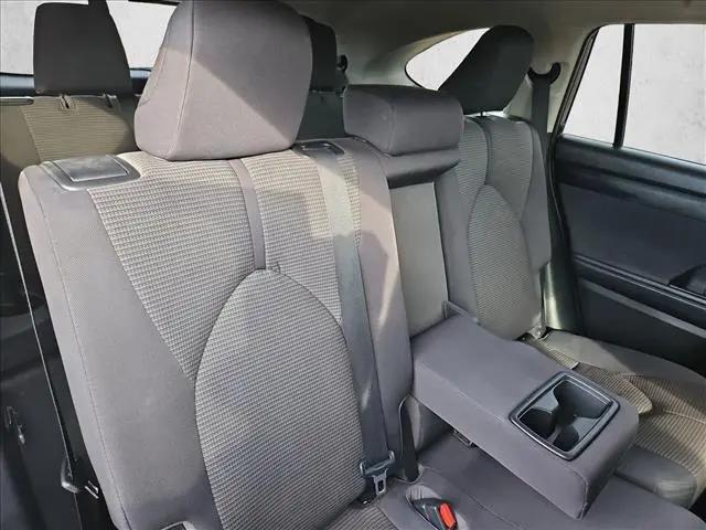 2020 Toyota Highlander LE