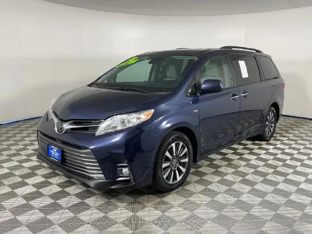 2018 Toyota Sienna XLE Premium 7 Passenger for sale in Bremerton, WA