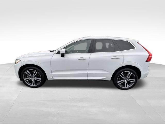 2020 Volvo XC60 T5 Momentum