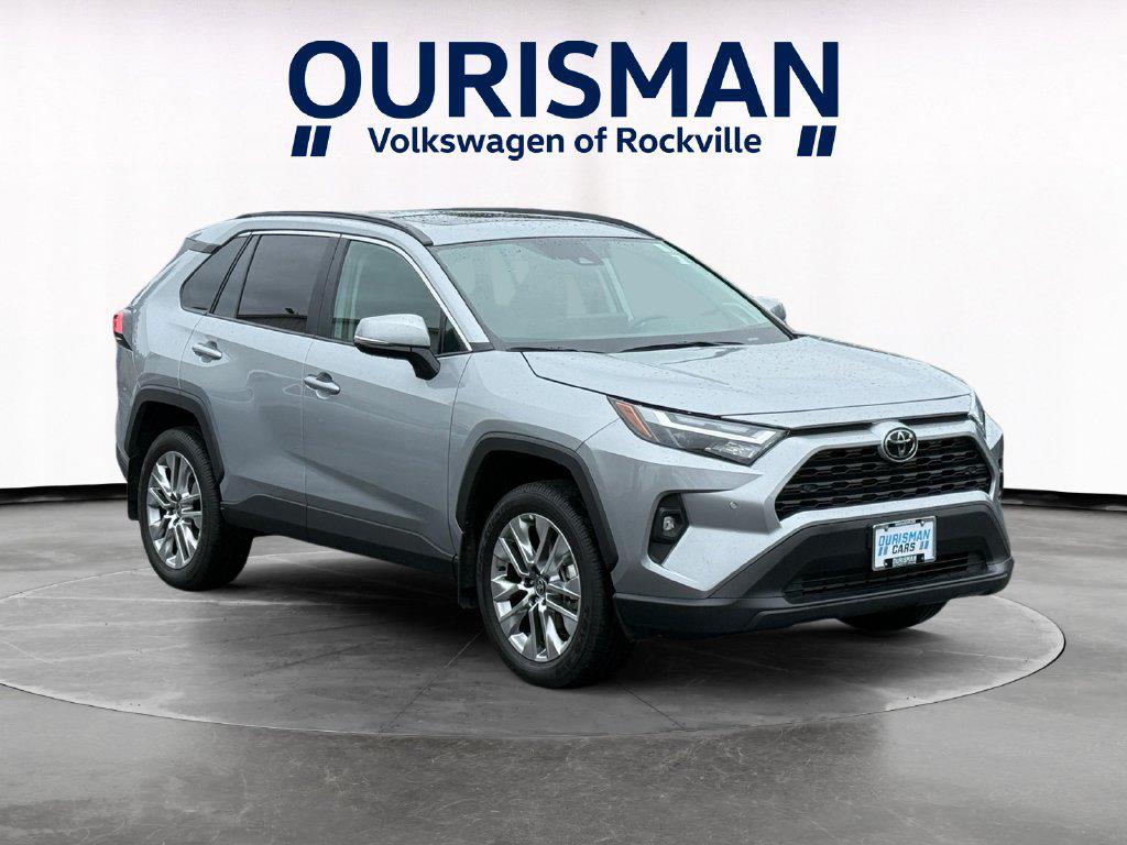 /2025 Toyota RAV4