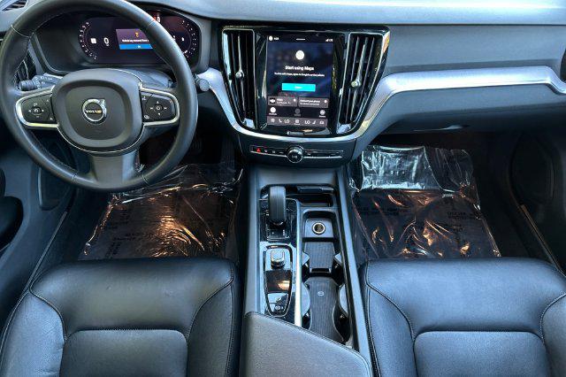 2024 Volvo S60 B5 Core Dark Theme