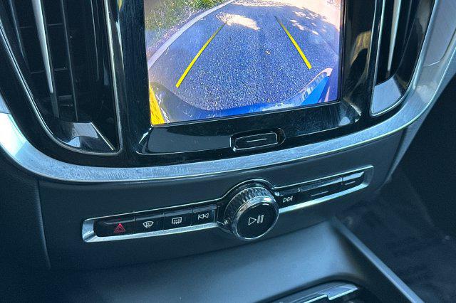 2024 Volvo S60 B5 Core Dark Theme