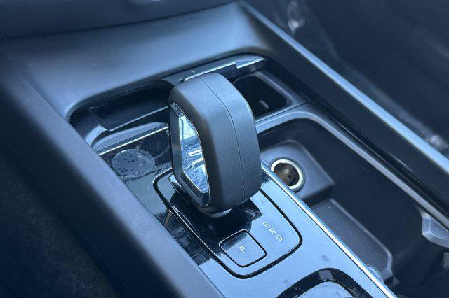 2024 Volvo S60 B5 Core Dark Theme