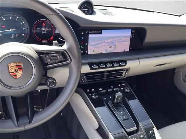 2024 Porsche 911 Carrera Cabriolet