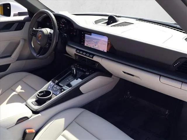 2024 Porsche 911 Carrera Cabriolet