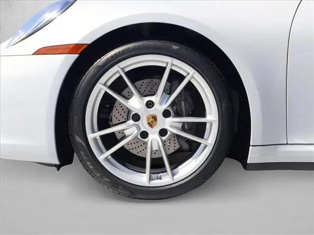 2024 Porsche 911 Carrera Cabriolet