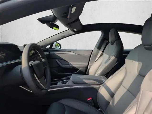 2024 Tesla Model S Long Range