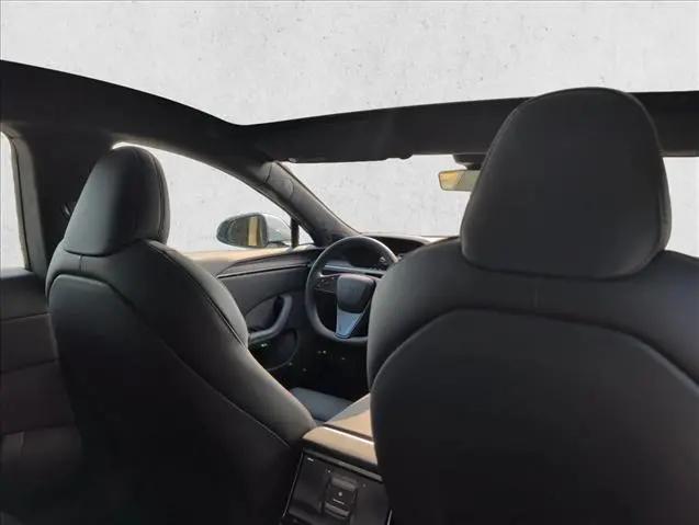 2024 Tesla Model S Long Range