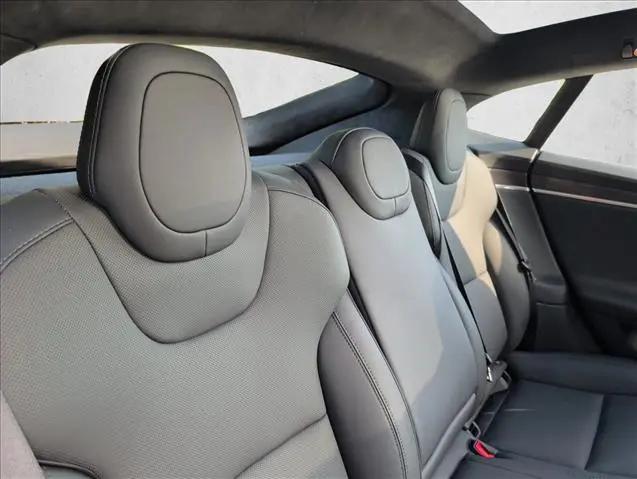 2024 Tesla Model S Long Range