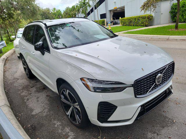 2025 Volvo XC60 Plug-In Hybrid Ultra, T8 AWD Electric/Gasoline, Dark for sale in Delray Beach, FL