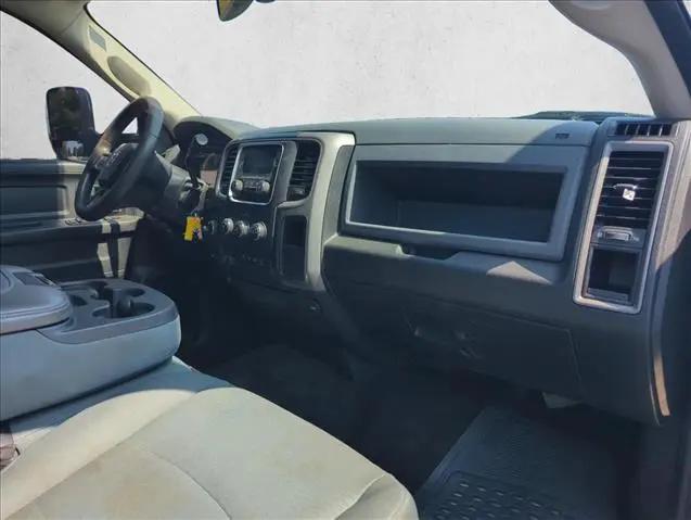 2018 Ram 3500 Tradesman Crew Cab 4x4 8 Box