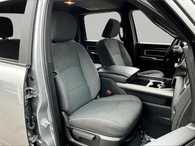 2024 Ram 3500 Big Horn Crew Cab 4x4 8 Box