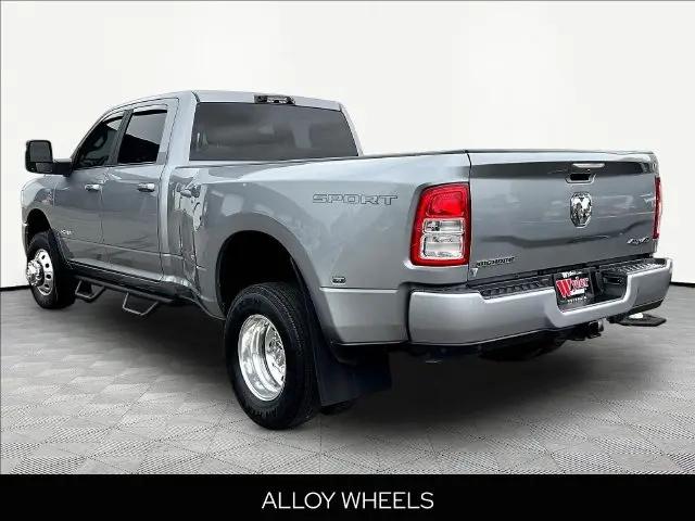 2024 Ram 3500 Big Horn Crew Cab 4x4 8 Box