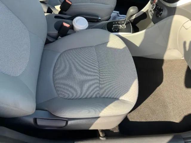 2014 Hyundai Accent GS