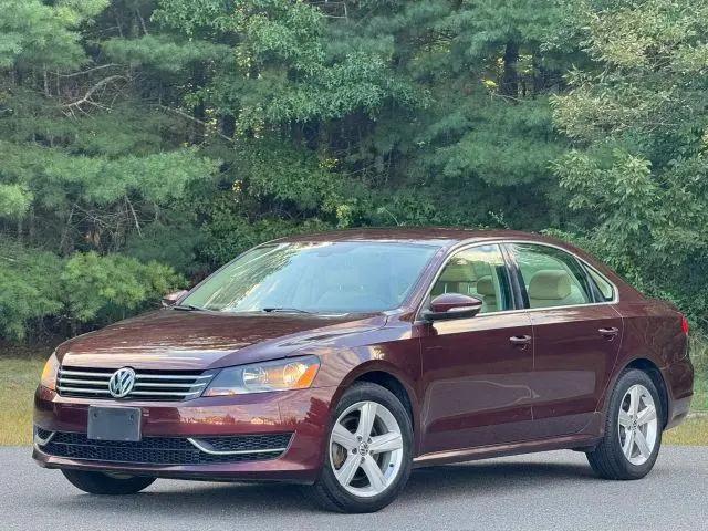 2012 Volkswagen Passat 2.5L SE for sale in Fall River, MA