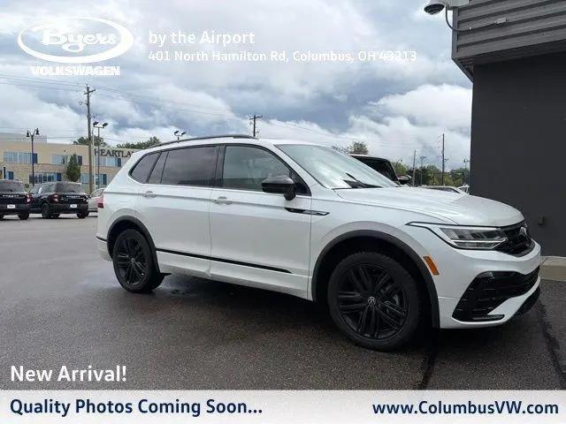 2022 Volkswagen Tiguan 2.0T SE R-Line Black for sale near Whitehall, OH
