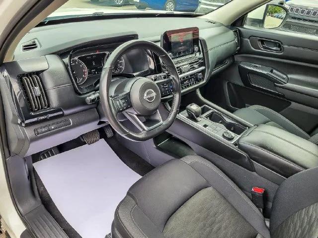 2024 Nissan Pathfinder SV 4WD