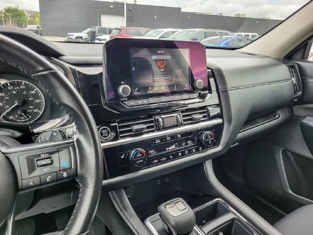2024 Nissan Pathfinder SV 4WD