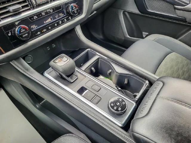 2024 Nissan Pathfinder SV 4WD