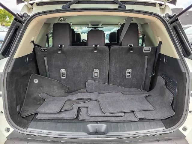 2024 Nissan Pathfinder SV 4WD