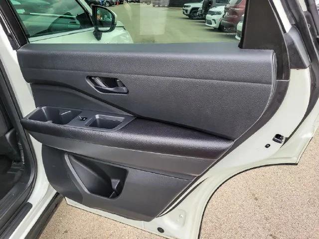 2024 Nissan Pathfinder SV 4WD
