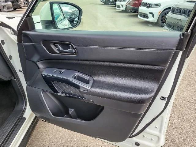 2024 Nissan Pathfinder SV 4WD