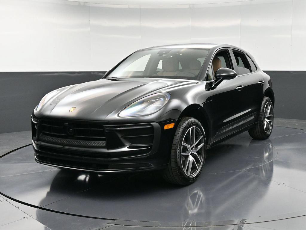 /2026 Porsche Macan