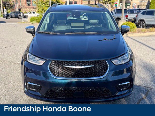 2023 Chrysler Pacifica Limited AWD