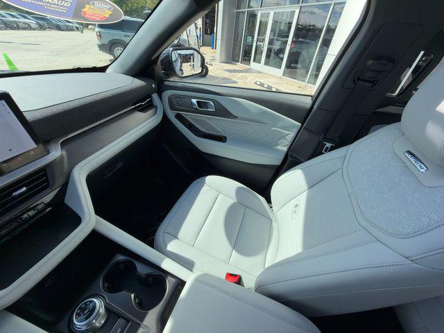 2027 Ford Explorer Platinum