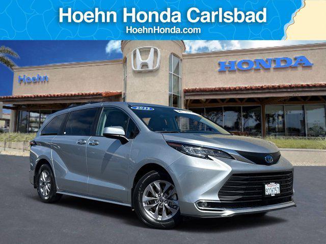 2022 Toyota Sienna XLE for sale in Carlsbad, CA