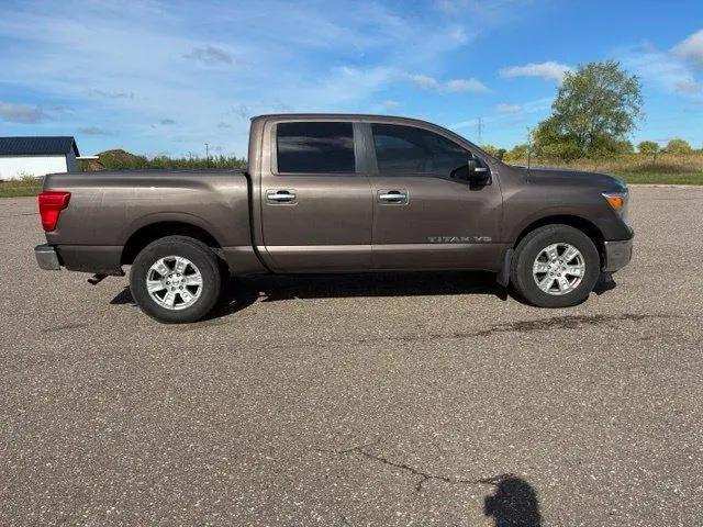 2018 Nissan Titan SV for sale in St Cloud, MN