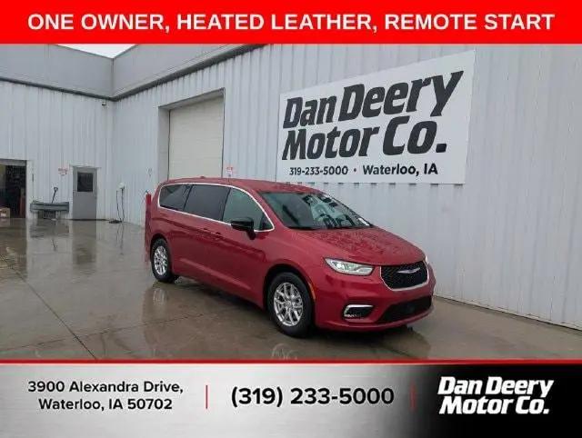 2026 Chrysler Pacifica Select for sale in Waterloo, IA