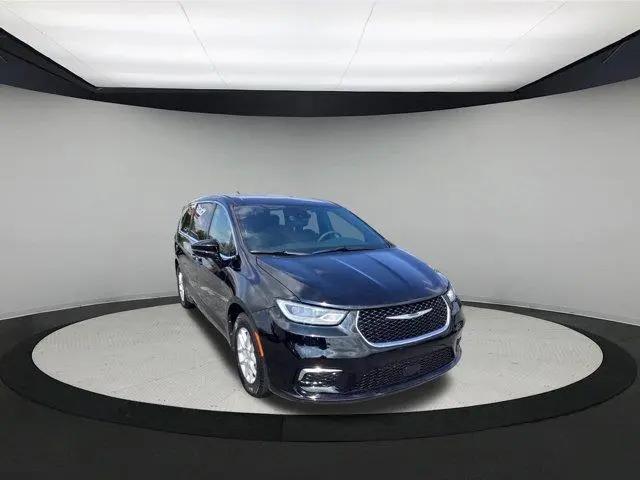 2026 Chrysler Pacifica Select for sale in Lafayette, IN