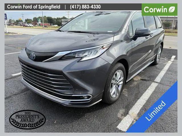2025 Toyota Sienna Limited for sale in Springfield, MO