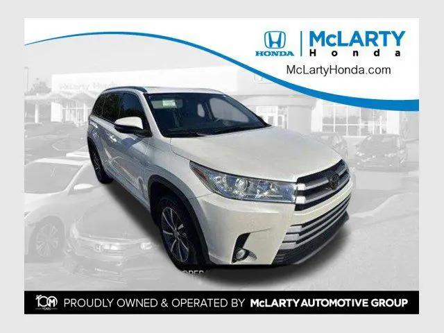 2018 Toyota Highlander XLE for sale in Little Rock, AR