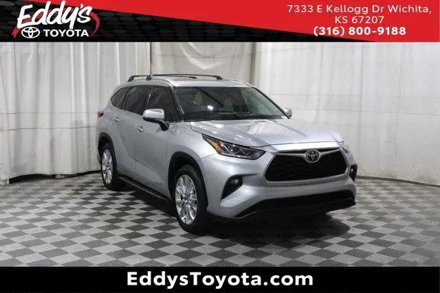 2021 Toyota Highlander Limited for sale in Wichita, KS